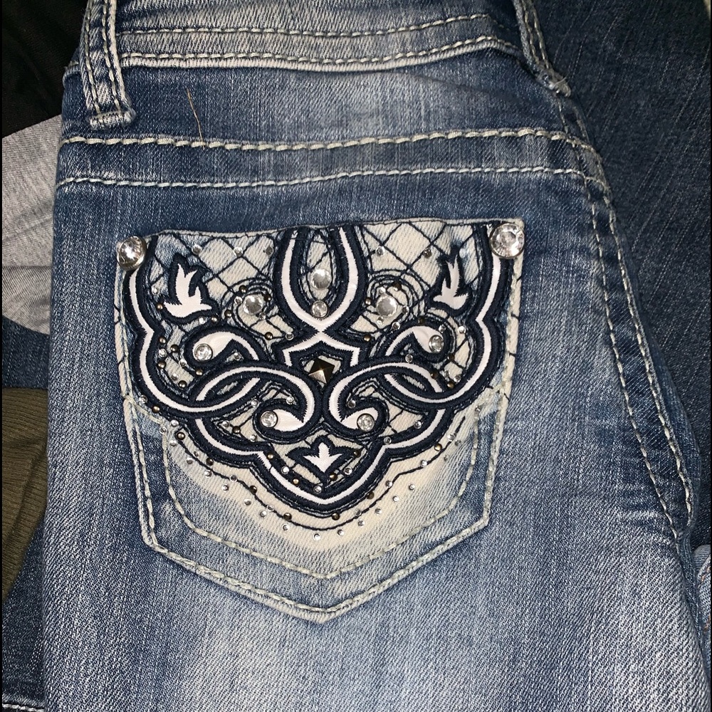Boot cut jeans